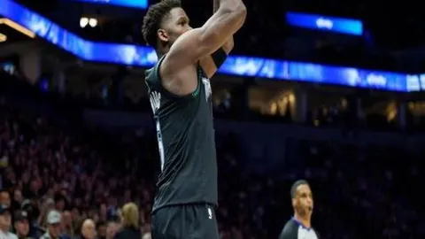 “美国宣布中断援助：南非将不再获得全面支持”